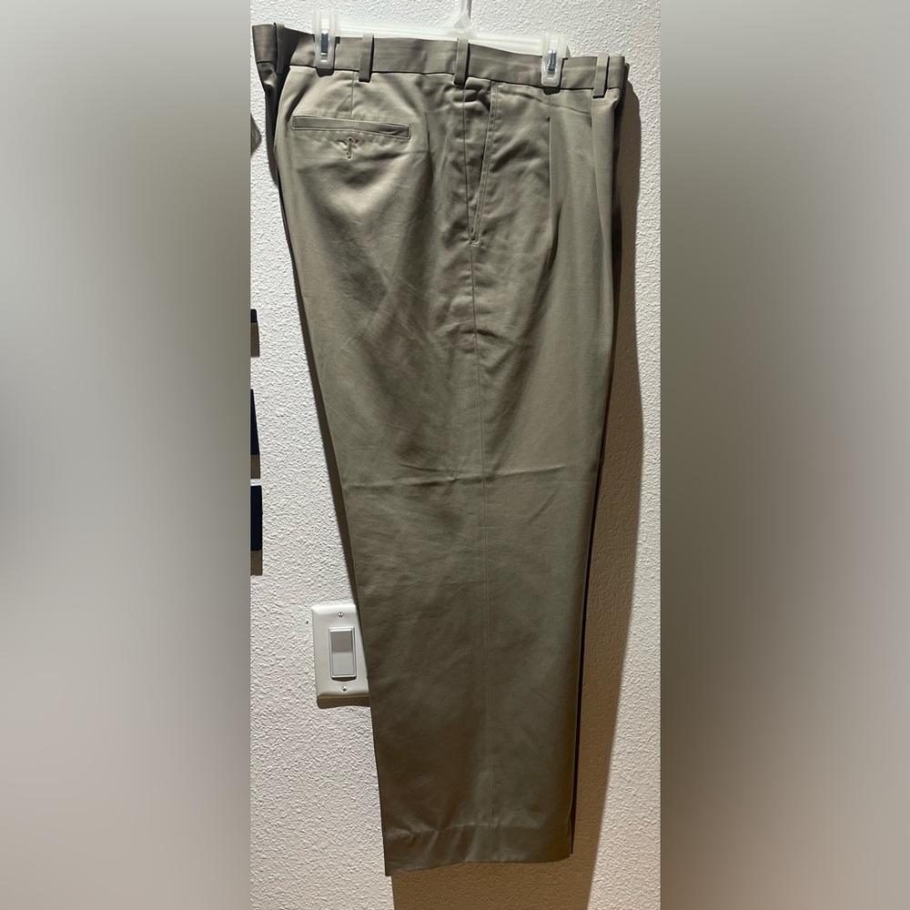 John W. Nordstrom wrinkle-free Men's Traditional Dress Pant 42w 30L Beige